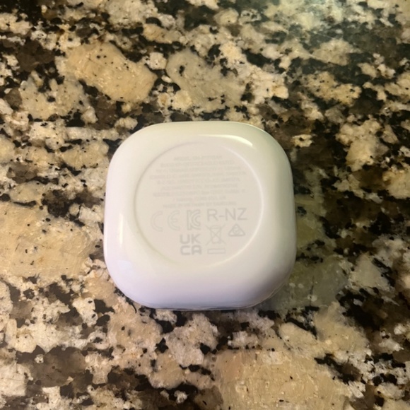 Galaxy buds2 - Picture 4 of 7